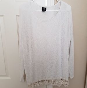 OFF WHITE LONG SLEEVE WITH CUTOUT BORDER BOTTOM